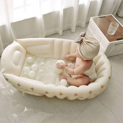 Baignoire bébé DOYÉ bébé dans le bain avec des boulles